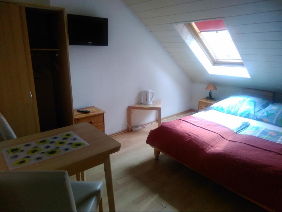 Dom Pod Sosnami Bed & Breakfast Mielno  Bagian luar foto